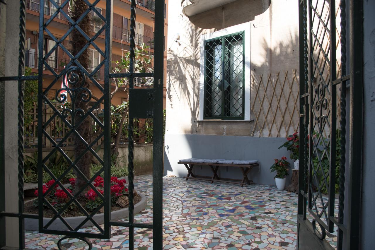 Villino Teresa Bed & Breakfast Salerno Luaran gambar